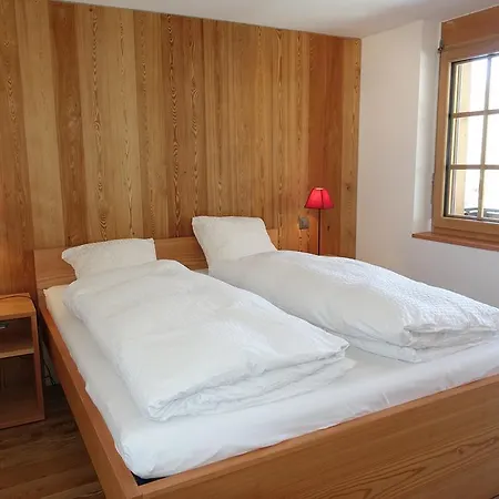 Bergere 4.5 Apartment